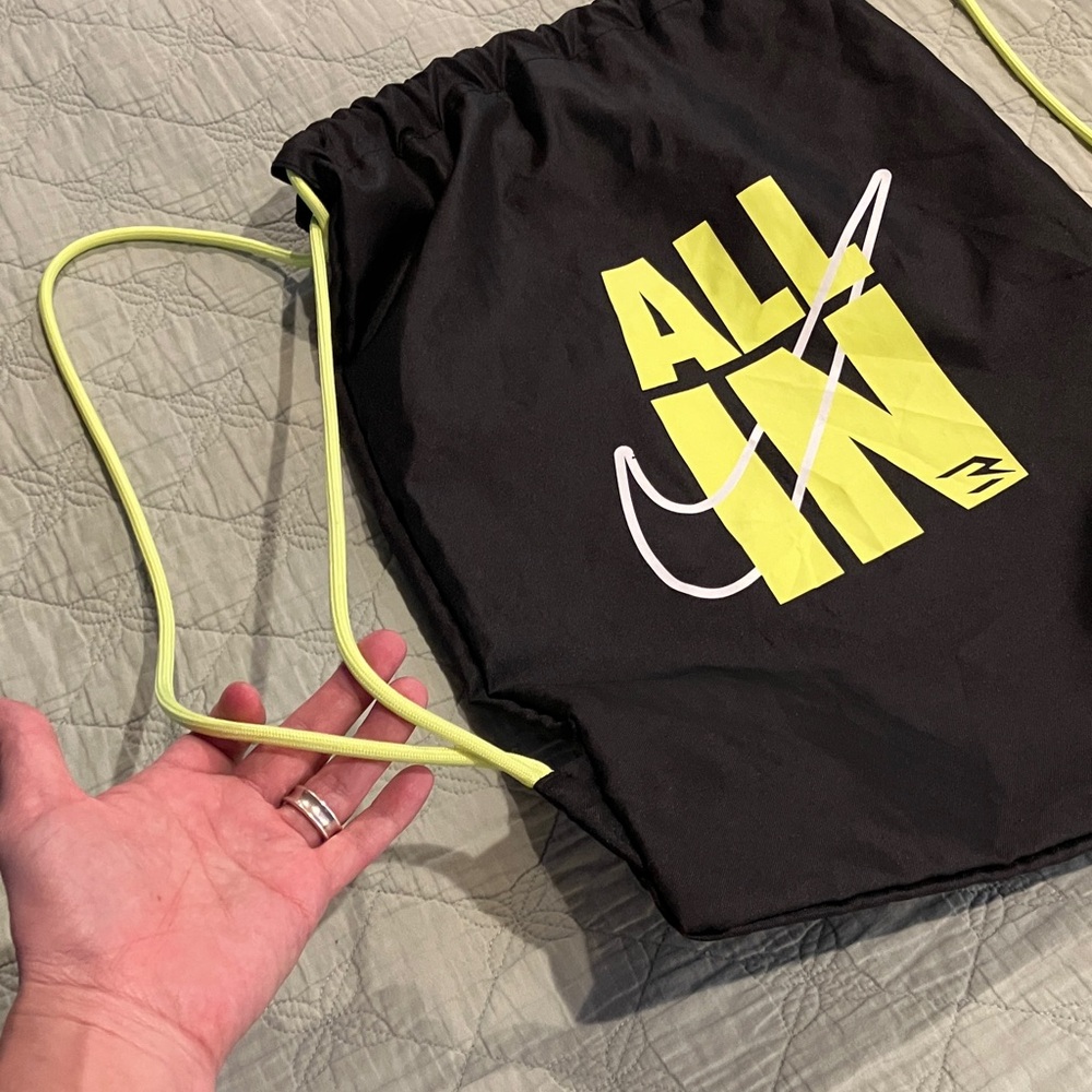 Nike Drawstring Backpack - Picture 4 of 11